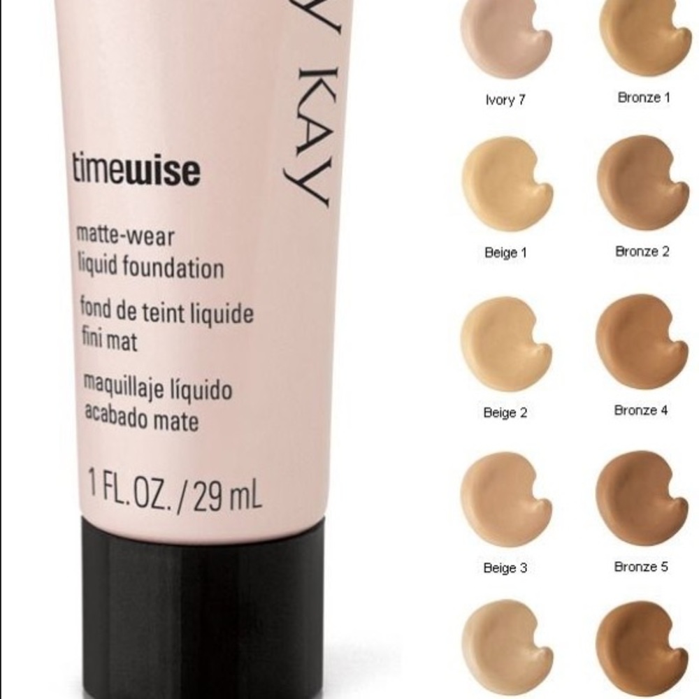 TimeWise® Matte-Wear® Liquid Foundation - Picture 2 of 4